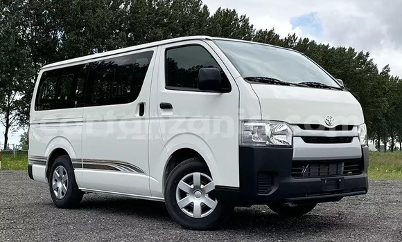 Buy Used Toyota HiAce White Truck in Bukoba Urban in Kagera