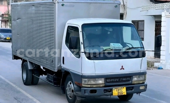 Buy Used Mitsubishi Town Box White Car in Dar es Salaam in Dar es Salaam Buy Used Mitsubishi Town Box White Car in Dar es Salaam in Dar es Salaam