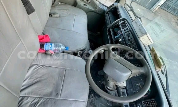 Buy Used Mitsubishi Town Box White Car in Dar es Salaam in Dar es Salaam Buy Used Mitsubishi Town Box White Car in Dar es Salaam in Dar es Salaam