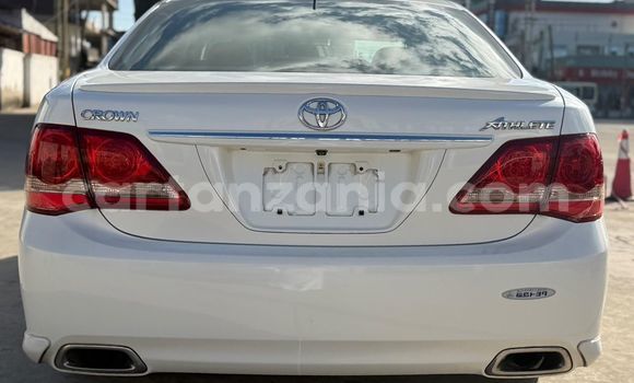 Buy New Toyota Crown White Car in Dar es Salaam in Dar es Salaam Buy New Toyota Crown White Car in Dar es Salaam in Dar es Salaam