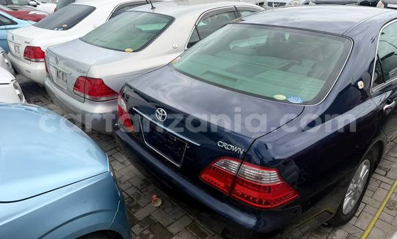 Nunua Ilio tumika Toyota Crown Fedha Gari ndani ya Dar es Salaam nchini Dar es Salaam Nunua Ilio tumika Toyota Crown Fedha Gari ndani ya Dar es Salaam nchini Dar es Salaam