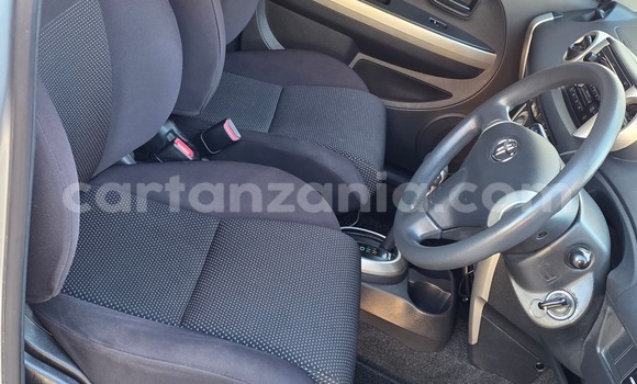 Nunua Imported Toyota IST Fedha Gari ndani ya Dar es Salaam nchini Dar es Salaam Nunua Imported Toyota IST Fedha Gari ndani ya Dar es Salaam nchini Dar es Salaam