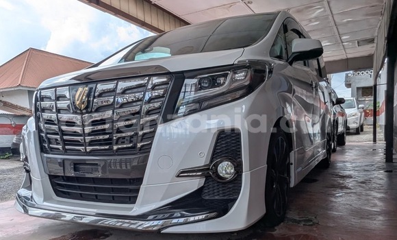 Buy New Toyota Alphard White Car in Dar es Salaam in Dar es Salaam Buy New Toyota Alphard White Car in Dar es Salaam in Dar es Salaam