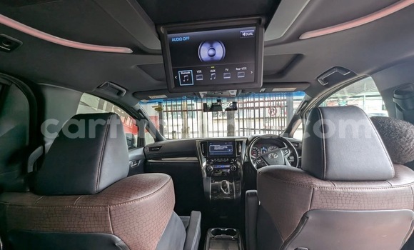 Buy New Toyota Alphard White Car in Dar es Salaam in Dar es Salaam Buy New Toyota Alphard White Car in Dar es Salaam in Dar es Salaam