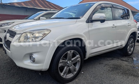 Buy Used Toyota RAV4 White Car in Dar es Salaam in Dar es Salaam Buy Used Toyota RAV4 White Car in Dar es Salaam in Dar es Salaam