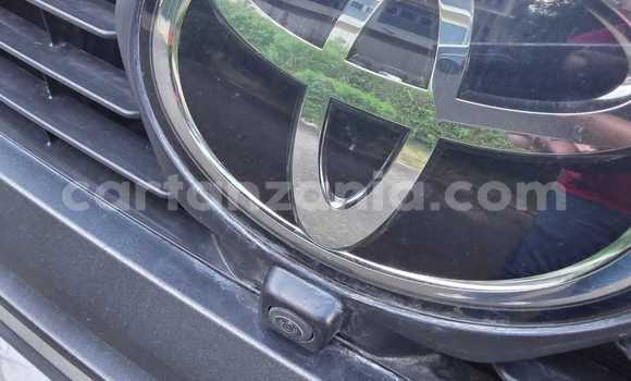Buy Used Toyota Hilux Black Car in Dar es Salaam in Dar es Salaam Buy Used Toyota Hilux Black Car in Dar es Salaam in Dar es Salaam