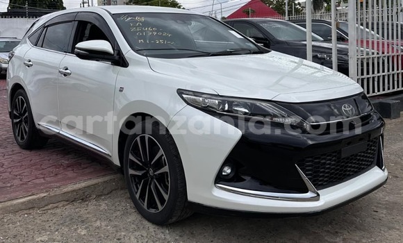 Buy New Toyota Harrier White Car in Dar es Salaam in Dar es Salaam Buy New Toyota Harrier White Car in Dar es Salaam in Dar es Salaam