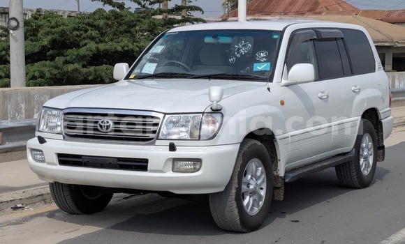 Nunua Mpya Toyota Land Cruiser Nyeupe Gari ndani ya Dar es Salaam nchini Dar es Salaam Nunua Mpya Toyota Land Cruiser Nyeupe Gari ndani ya Dar es Salaam nchini Dar es Salaam