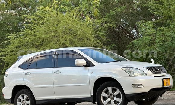 Nunua Ilio tumika Toyota Harrier Nyeupe Gari ndani ya Dar es Salaam nchini Dar es Salaam Nunua Ilio tumika Toyota Harrier Nyeupe Gari ndani ya Dar es Salaam nchini Dar es Salaam