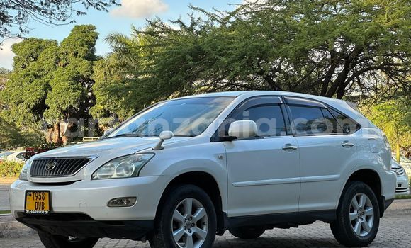 Nunua Ilio tumika Toyota Harrier Nyeupe Gari ndani ya Dar es Salaam nchini Dar es Salaam Nunua Ilio tumika Toyota Harrier Nyeupe Gari ndani ya Dar es Salaam nchini Dar es Salaam