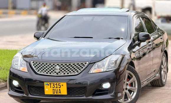 Nunua Ilio tumika Toyota Crown Nyeusi Gari ndani ya Dar es Salaam nchini Dar es Salaam Nunua Ilio tumika Toyota Crown Nyeusi Gari ndani ya Dar es Salaam nchini Dar es Salaam