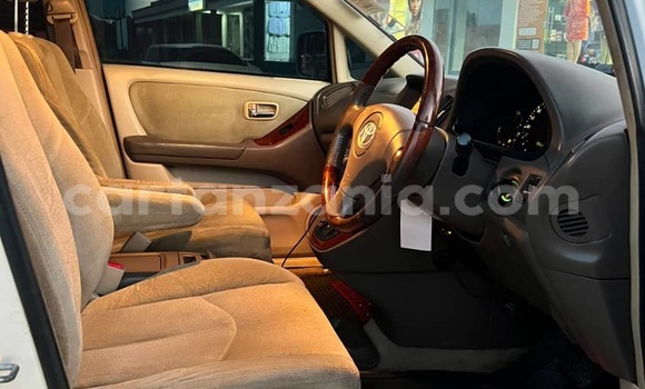 Nunua Ilio tumika Toyota Harrier Nyeupe Gari ndani ya Dar es Salaam nchini Dar es Salaam Nunua Ilio tumika Toyota Harrier Nyeupe Gari ndani ya Dar es Salaam nchini Dar es Salaam