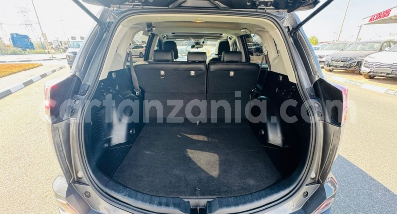 Big with watermark toyota rav4 arusha import dubai 33342