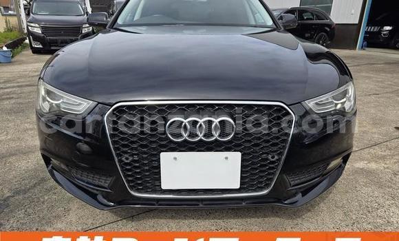 Nunua Imported Audi A5 Nyeusi Gari ndani ya Dar es Salaam nchini Dar es Salaam