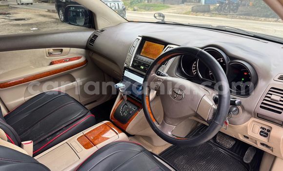 Nunua Ilio tumika Toyota Harrier Nyeusi Gari ndani ya Dar es Salaam nchini Dar es Salaam Nunua Ilio tumika Toyota Harrier Nyeusi Gari ndani ya Dar es Salaam nchini Dar es Salaam