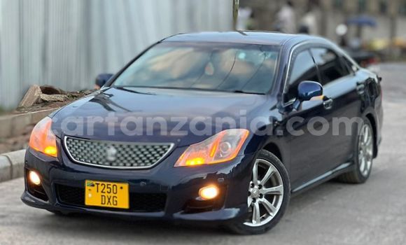 Buy Used Toyota Crown Black Car in Dar es Salaam in Dar es Salaam