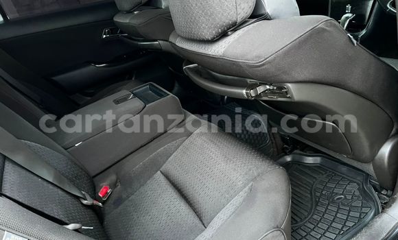 Nunua Ilio tumika Toyota Crown Nyeusi Gari ndani ya Dar es Salaam nchini Dar es Salaam Nunua Ilio tumika Toyota Crown Nyeusi Gari ndani ya Dar es Salaam nchini Dar es Salaam