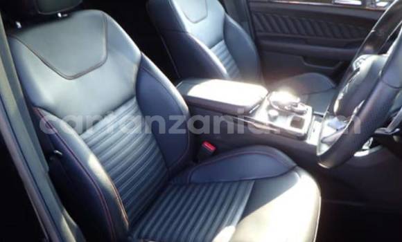 Buy Import Mercedes-Benz GLC 250D Black Car in Dar es Salaam in Dar es Salaam Buy Import Mercedes-Benz GLC 250D Black Car in Dar es Salaam in Dar es Salaam