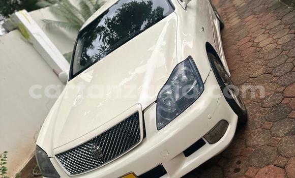 Buy Used Toyota Crown White Car in Dar es Salaam in Dar es Salaam Buy Used Toyota Crown White Car in Dar es Salaam in Dar es Salaam