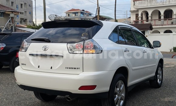 Buy Import Toyota Harrier White Car in Dar es Salaam in Dar es Salaam Buy Import Toyota Harrier White Car in Dar es Salaam in Dar es Salaam