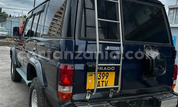 Buy Used Toyota Land Cruiser Blue Car in Dar es Salaam in Dar es Salaam Buy Used Toyota Land Cruiser Blue Car in Dar es Salaam in Dar es Salaam