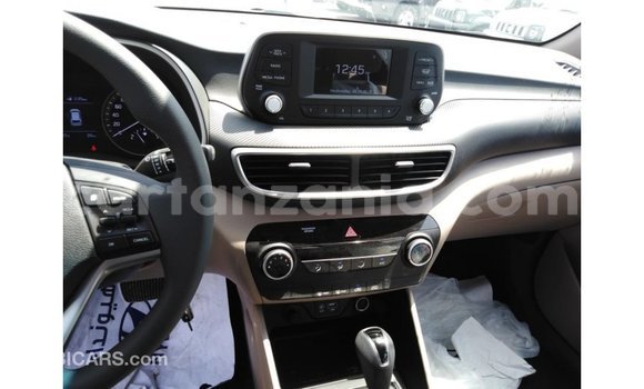Buy Import Hyundai Tucson Other Car in Import - Dubai in Arusha Buy Import Hyundai Tucson Other Car in Import - Dubai in Arusha