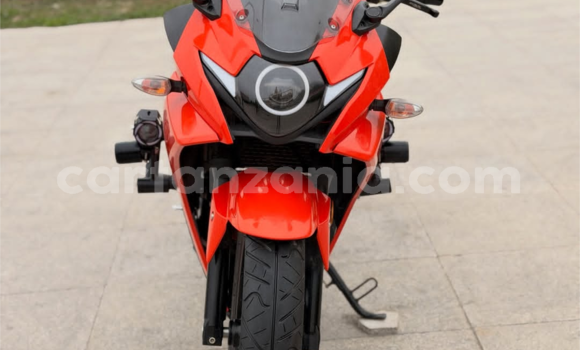Nunua Ilio tumika Suzuki GSX Nyekundu Bike ndani ya Wanging'ombe nchini Njombe Nunua Ilio tumika Suzuki GSX Nyekundu Bike ndani ya Wanging'ombe nchini Njombe