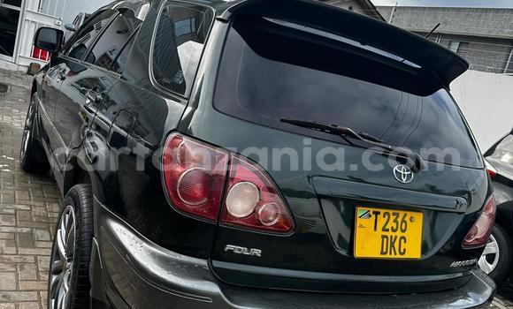 Buy Used Toyota Harrier Green Car in Dar es Salaam in Dar es Salaam Buy Used Toyota Harrier Green Car in Dar es Salaam in Dar es Salaam