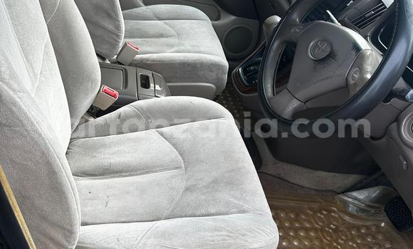 Buy Used Toyota Harrier Green Car in Dar es Salaam in Dar es Salaam Buy Used Toyota Harrier Green Car in Dar es Salaam in Dar es Salaam