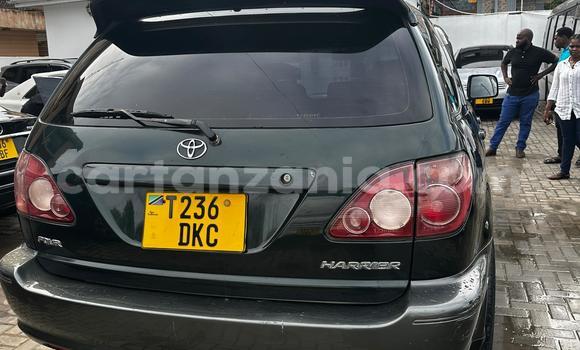 Buy Used Toyota Harrier Green Car in Dar es Salaam in Dar es Salaam Buy Used Toyota Harrier Green Car in Dar es Salaam in Dar es Salaam