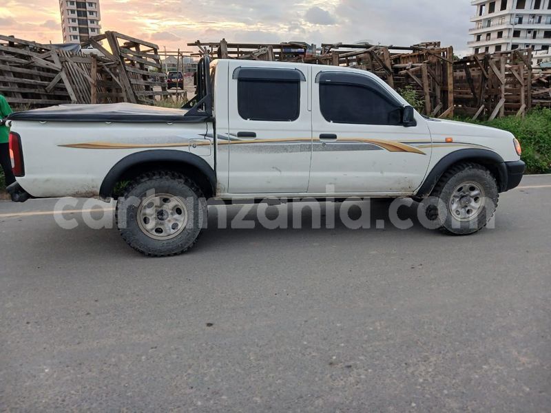 Big with watermark nissan hardbody dar es salaam dar es salaam 33395