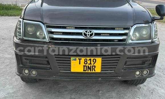 Buy Used Toyota Land Cruiser Prado Silver Car in Dar es Salaam in Dar es Salaam