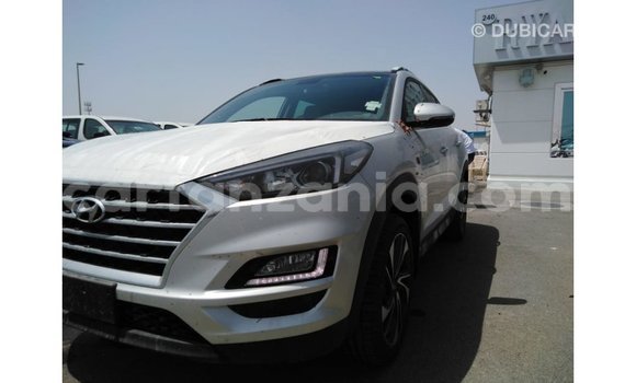 Buy Import Hyundai Tucson Other Car in Import - Dubai in Arusha Buy Import Hyundai Tucson Other Car in Import - Dubai in Arusha