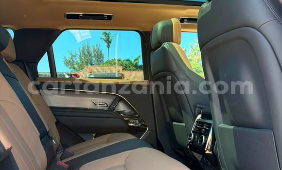 Buy Import Range Rover Range Rover White Car in Dar es Salaam in Dar es Salaam Buy Import Range Rover Range Rover White Car in Dar es Salaam in Dar es Salaam