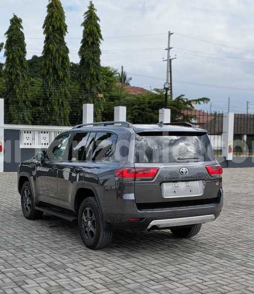 Big with watermark toyota land cruiser dar es salaam dar es salaam 33411