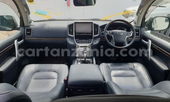 Buy Import Toyota Land Cruiser Other Car in Dar es Salaam in Dar es Salaam Buy Import Toyota Land Cruiser Other Car in Dar es Salaam in Dar es Salaam