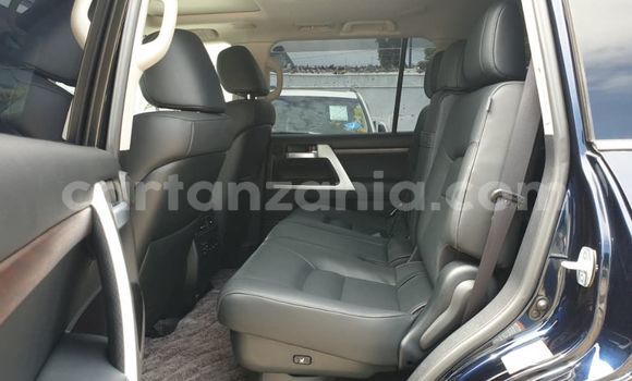 Buy Import Toyota Land Cruiser Other Car in Dar es Salaam in Dar es Salaam Buy Import Toyota Land Cruiser Other Car in Dar es Salaam in Dar es Salaam