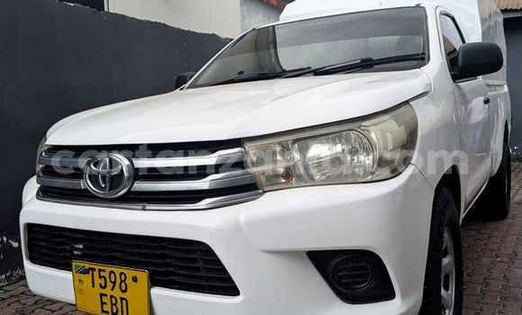 Buy Used Toyota Hiluxe VIGO White Car in Dar es Salaam in Dar es Salaam Buy Used Toyota Hiluxe VIGO White Car in Dar es Salaam in Dar es Salaam
