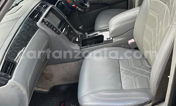 Nunua Ilio tumika Toyota Crown Nyeusi Gari ndani ya Dar es Salaam nchini Dar es Salaam Nunua Ilio tumika Toyota Crown Nyeusi Gari ndani ya Dar es Salaam nchini Dar es Salaam