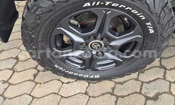 Buy Import Toyota Land Cruiser White Car in Dar es Salaam in Dar es Salaam Buy Import Toyota Land Cruiser White Car in Dar es Salaam in Dar es Salaam