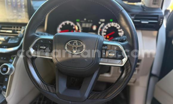 Buy Used Toyota Land Cruiser White Car in Dar es Salaam in Dar es Salaam Buy Used Toyota Land Cruiser White Car in Dar es Salaam in Dar es Salaam