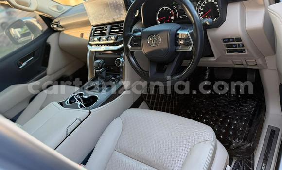 Buy Used Toyota Land Cruiser White Car in Dar es Salaam in Dar es Salaam Buy Used Toyota Land Cruiser White Car in Dar es Salaam in Dar es Salaam