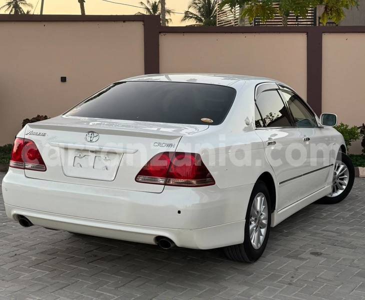 Big with watermark toyota crown dar es salaam dar es salaam 33425