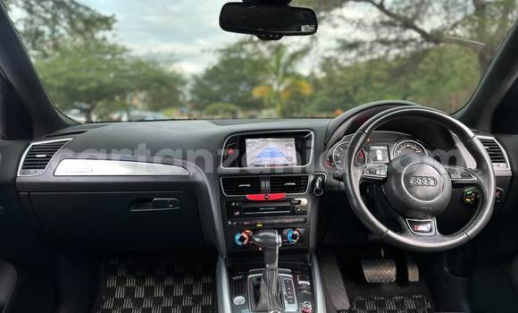 Nunua Ilio tumika Audi Q5 Nyeusi Gari ndani ya Dar es Salaam nchini Dar es Salaam Nunua Ilio tumika Audi Q5 Nyeusi Gari ndani ya Dar es Salaam nchini Dar es Salaam