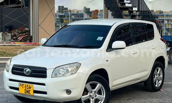 Buy Used Toyota RAV4 White Car in Dar es Salaam in Dar es Salaam Buy Used Toyota RAV4 White Car in Dar es Salaam in Dar es Salaam