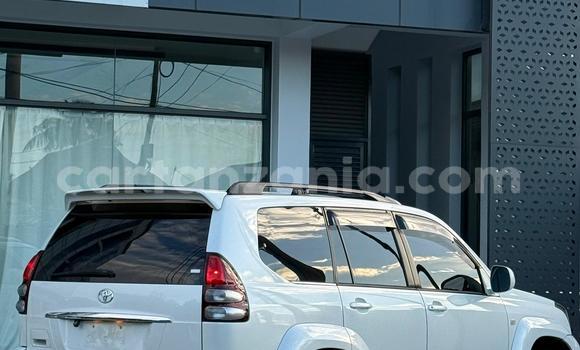 Buy Import Toyota Land Cruiser Prado White Car in Dar es Salaam in Dar es Salaam Buy Import Toyota Land Cruiser Prado White Car in Dar es Salaam in Dar es Salaam