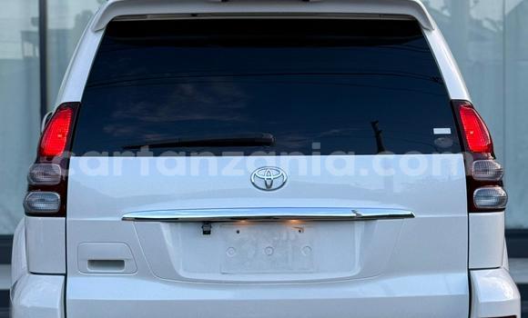Buy Import Toyota Land Cruiser Prado White Car in Dar es Salaam in Dar es Salaam Buy Import Toyota Land Cruiser Prado White Car in Dar es Salaam in Dar es Salaam