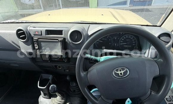 Nunua Mpya Toyota Land Cruiser Fedha Gari ndani ya Dar es Salaam nchini Dar es Salaam Nunua Mpya Toyota Land Cruiser Fedha Gari ndani ya Dar es Salaam nchini Dar es Salaam