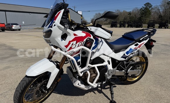 Buy Used Honda CRF Beige Bike in Arusha in Arusha Buy Used Honda CRF Beige Bike in Arusha in Arusha
