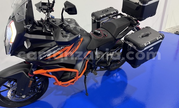 Buy Used KTM SuperDuke Black Bike in Dar es Salaam in Dar es Salaam Buy Used KTM SuperDuke Black Bike in Dar es Salaam in Dar es Salaam